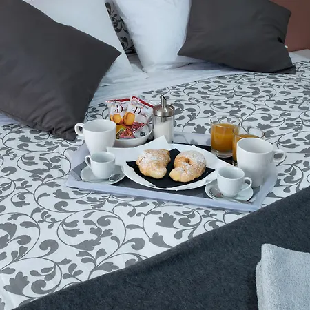 Bed & Breakfast Posidonia 3*